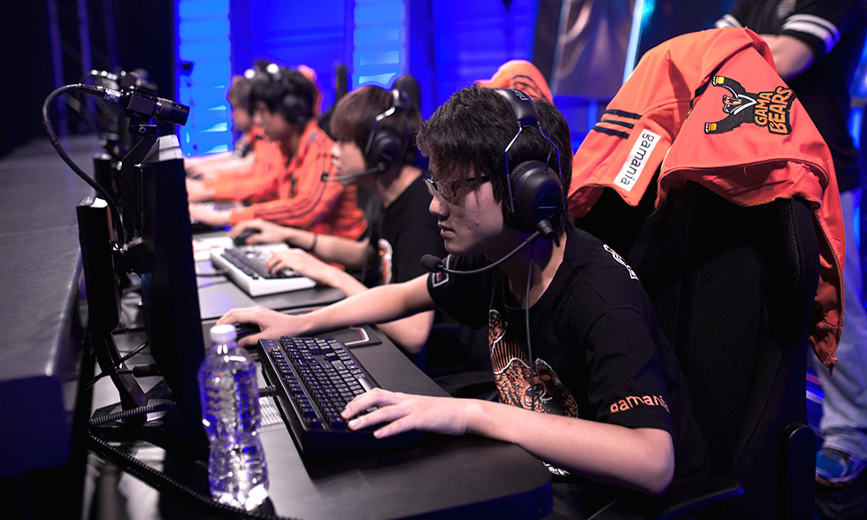 JDG逆风翻盘！Knight辛德拉神级“弱者退散”扭转战局-雷火竞技